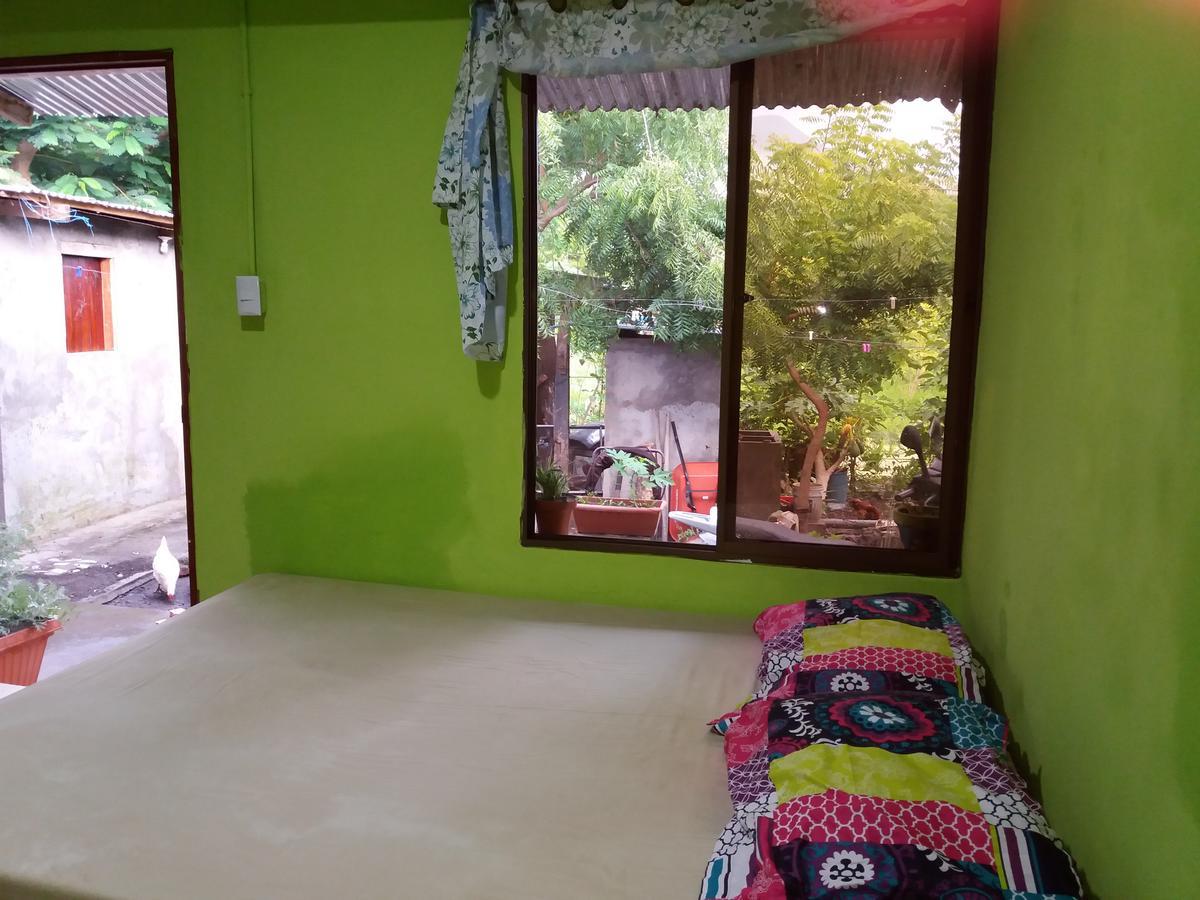 Bed and Breakfast Mi Ranchito Санта-Крус Экстерьер фото